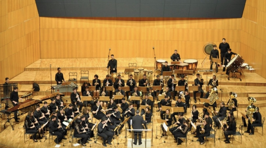 Imagen de una actuación de la Orquesta Sinfónica de la Federación de Bandas de la Región de Murcia en el Auditorio regional.