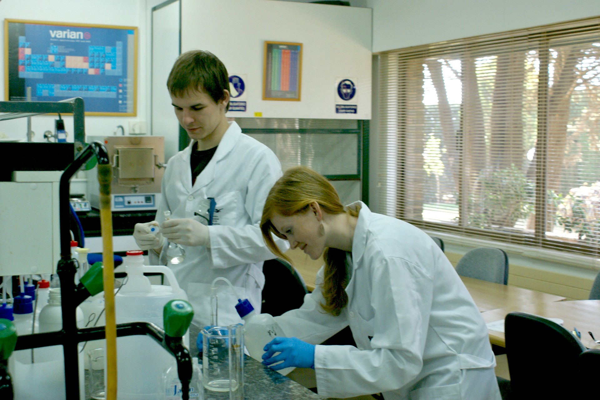 Imagen de alumnos de un curso del Centro de Referencia Nacional de Química de Cartagena