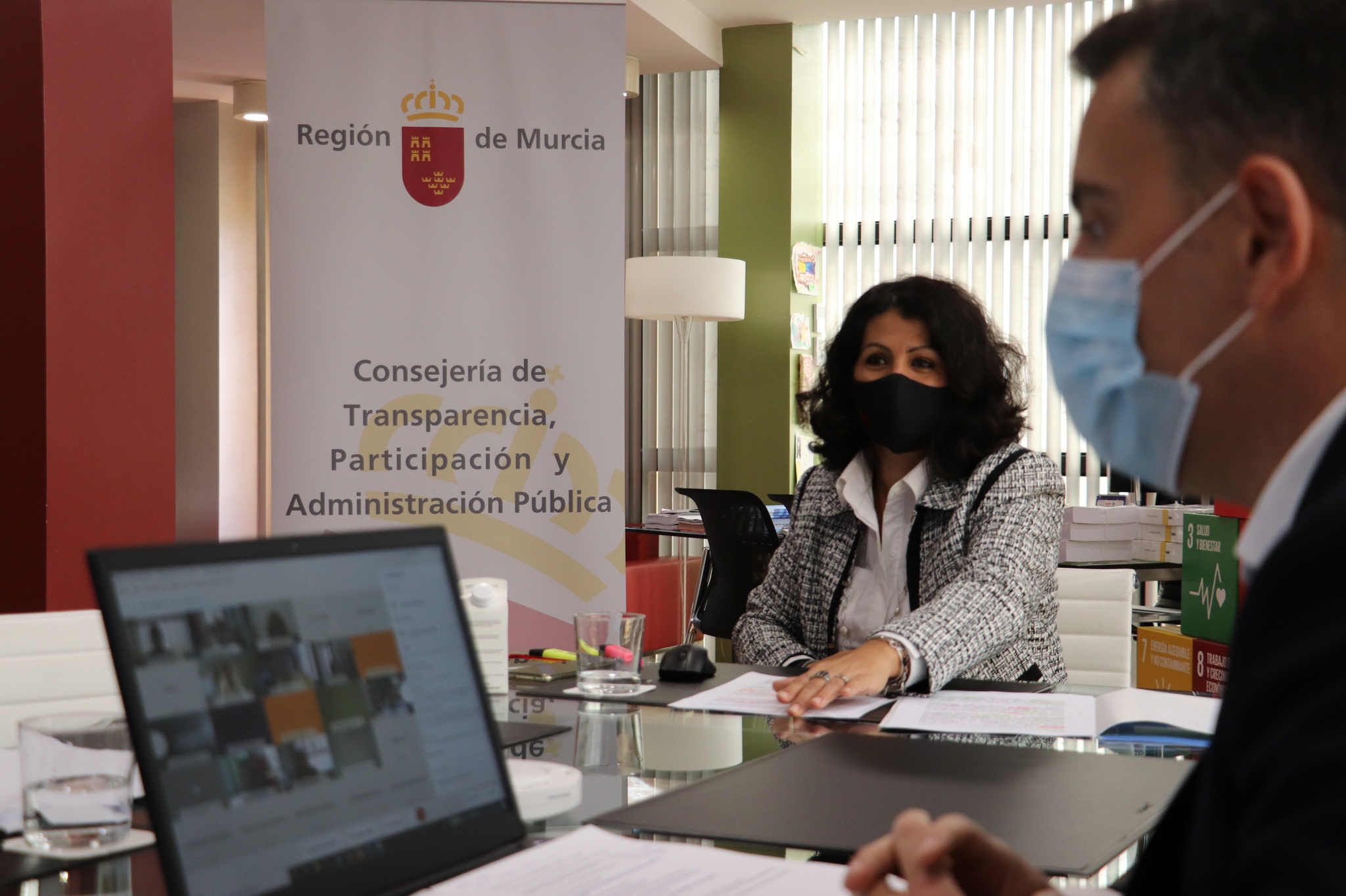 La consejera de Transparencia, Participación y Administración Pública, Beatriz Ballesteros, inaugura la jornada telemática sobre 'Integridad en la Contratación Pública de la Región de Murcia'