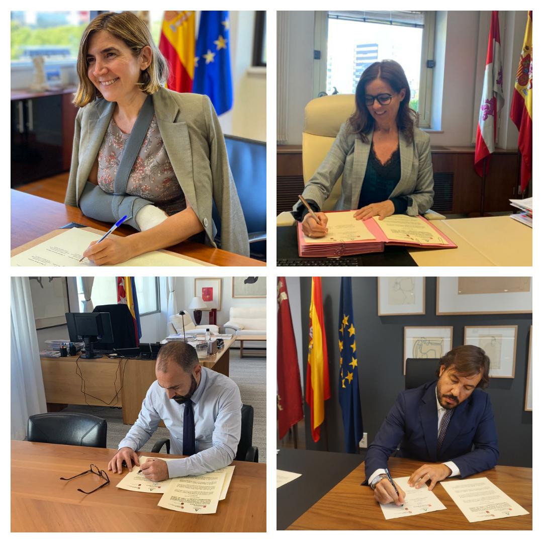 El consejero Miguel Motas y consejeros de Empleo de Castilla y León, Andalucía y Madrid, durante la firma del protocolo de buenas prácticas