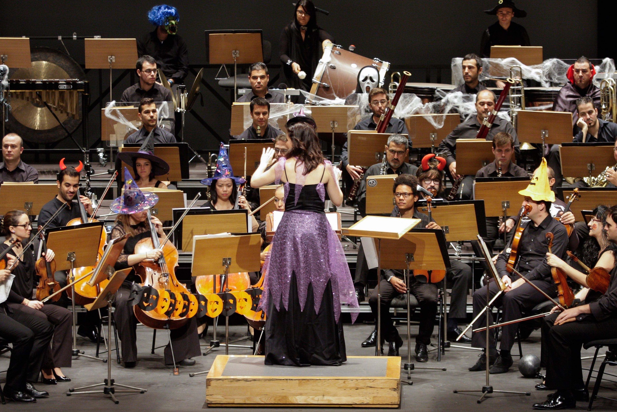 Los miembros de la Orquesta Sinfónica de la Región de Murcia durante uno de los conciertos ofrecidos durante 2016 en su ciclo 'Conciertos en Familia'