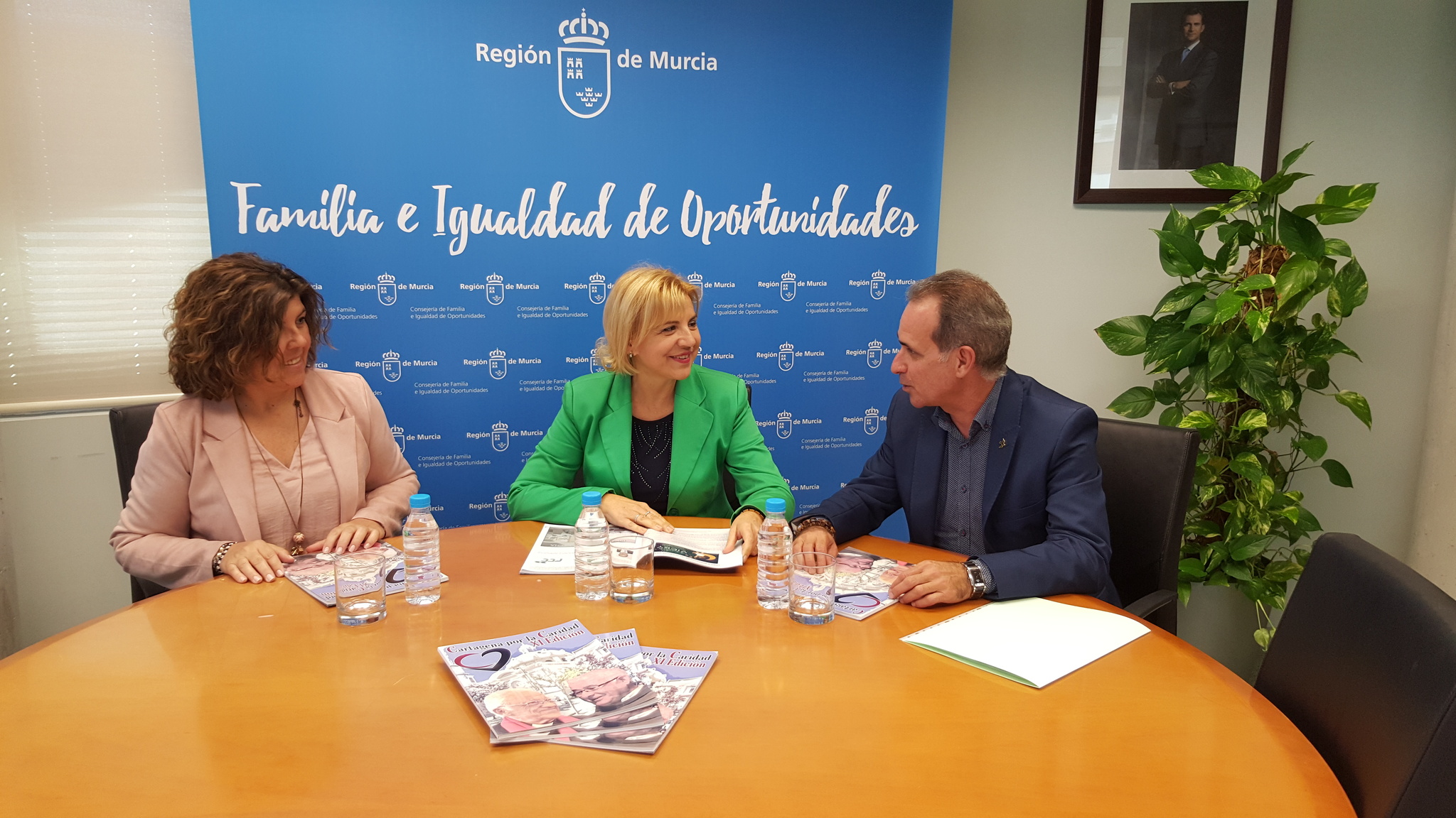 Cartagena por la Caridad nombra a la consejera de Familia presidenta de honor de la asociación
