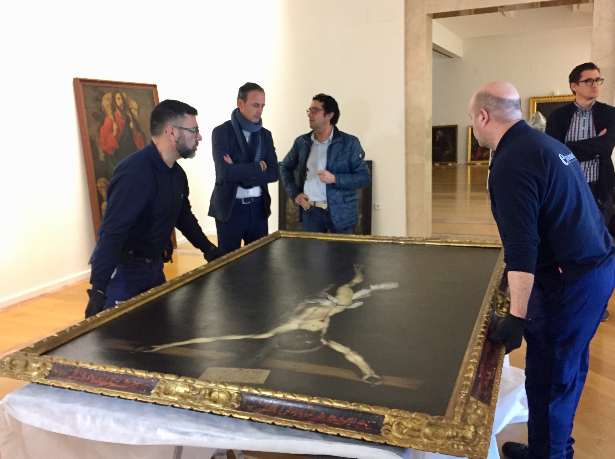 El consejero de Turismo, Cultura y Medio Ambiente, Javier Celdrán, durante la visita al Museo de Bellas Artes de Murcia, donde se está renovando la colección permanente (I)