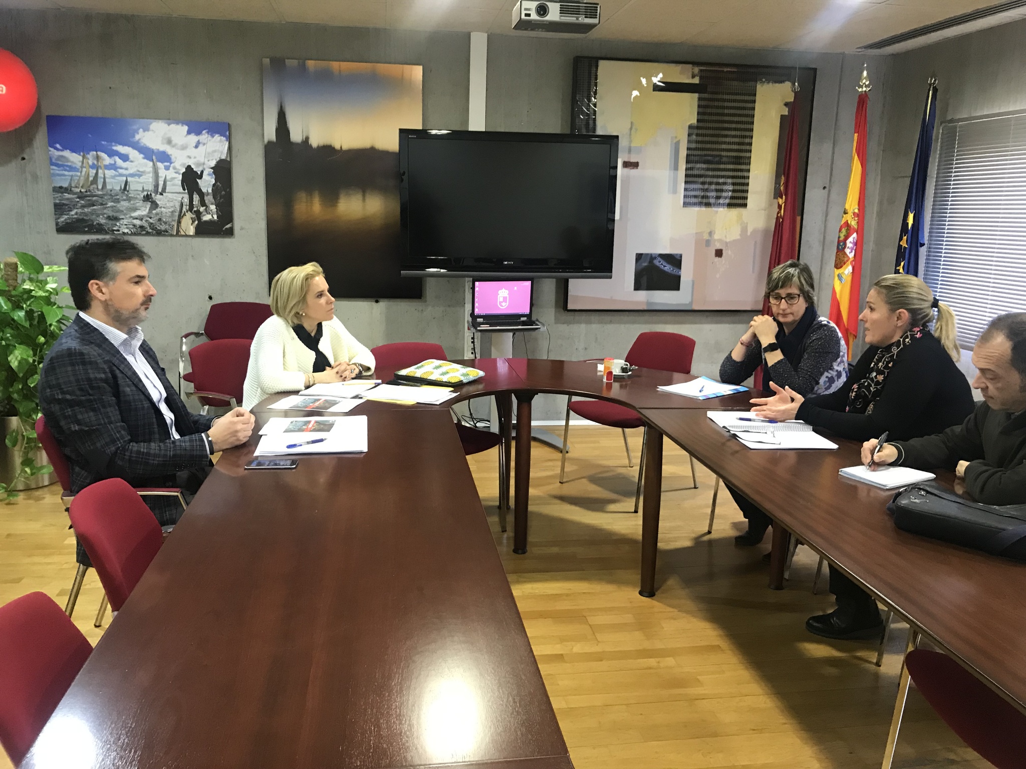 Martínez-Cachá se reúne con los directores de las escuelas de Hostelería