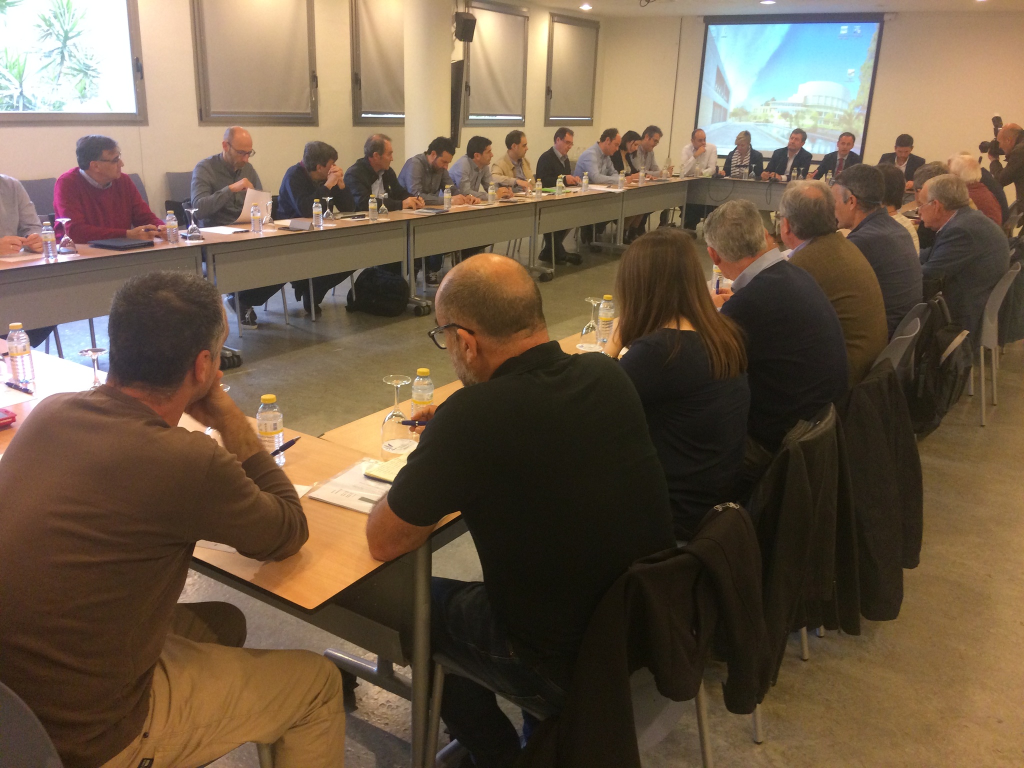 Imágenes de la reunión del Comité Científico del Mar Menor (I)