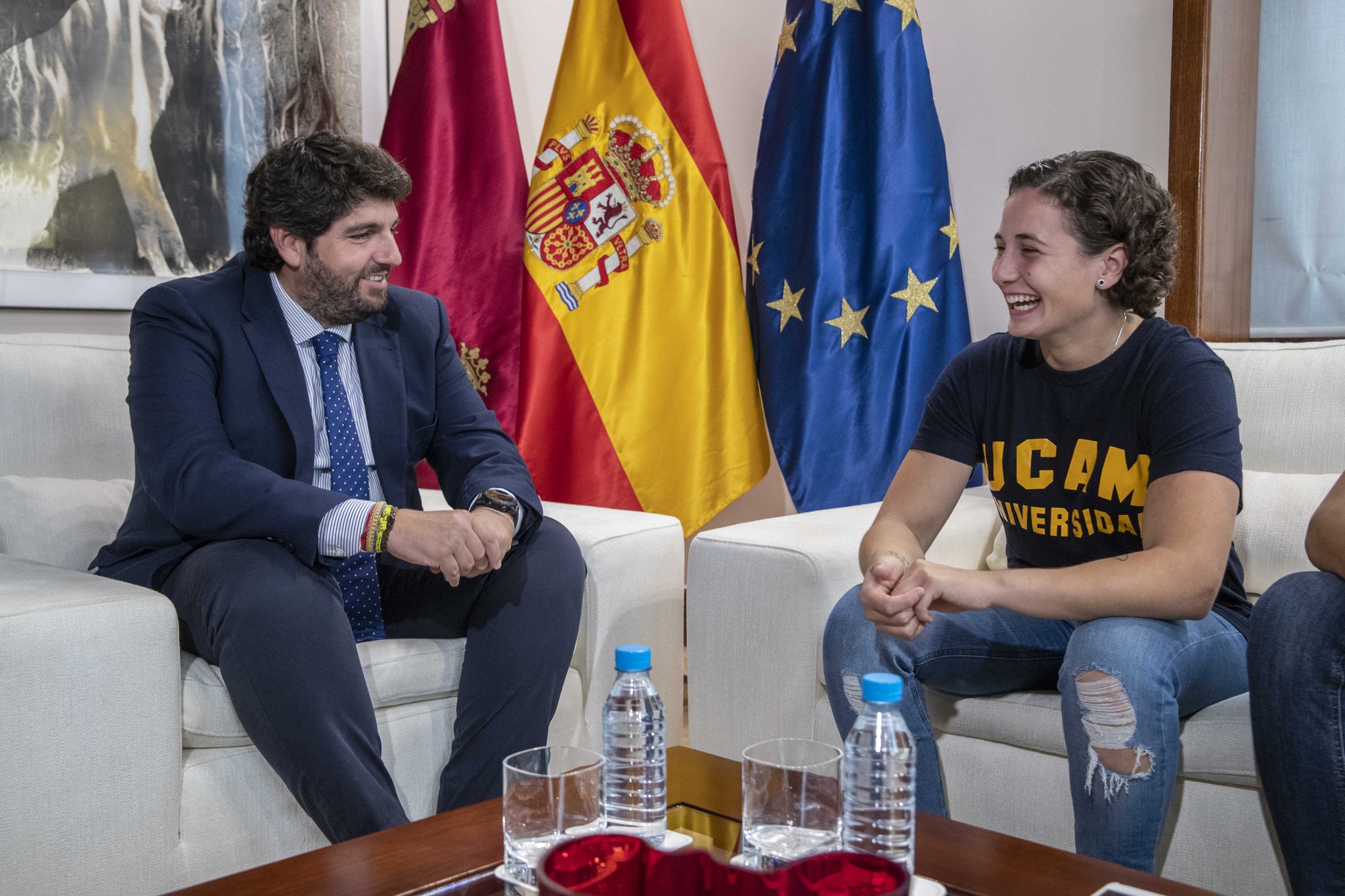 El presidente de la Comunidad, Fernando López Miras, recibe a la piloto ceheginera Ana Carrasco, campeona del mundo de motociclismo (2)