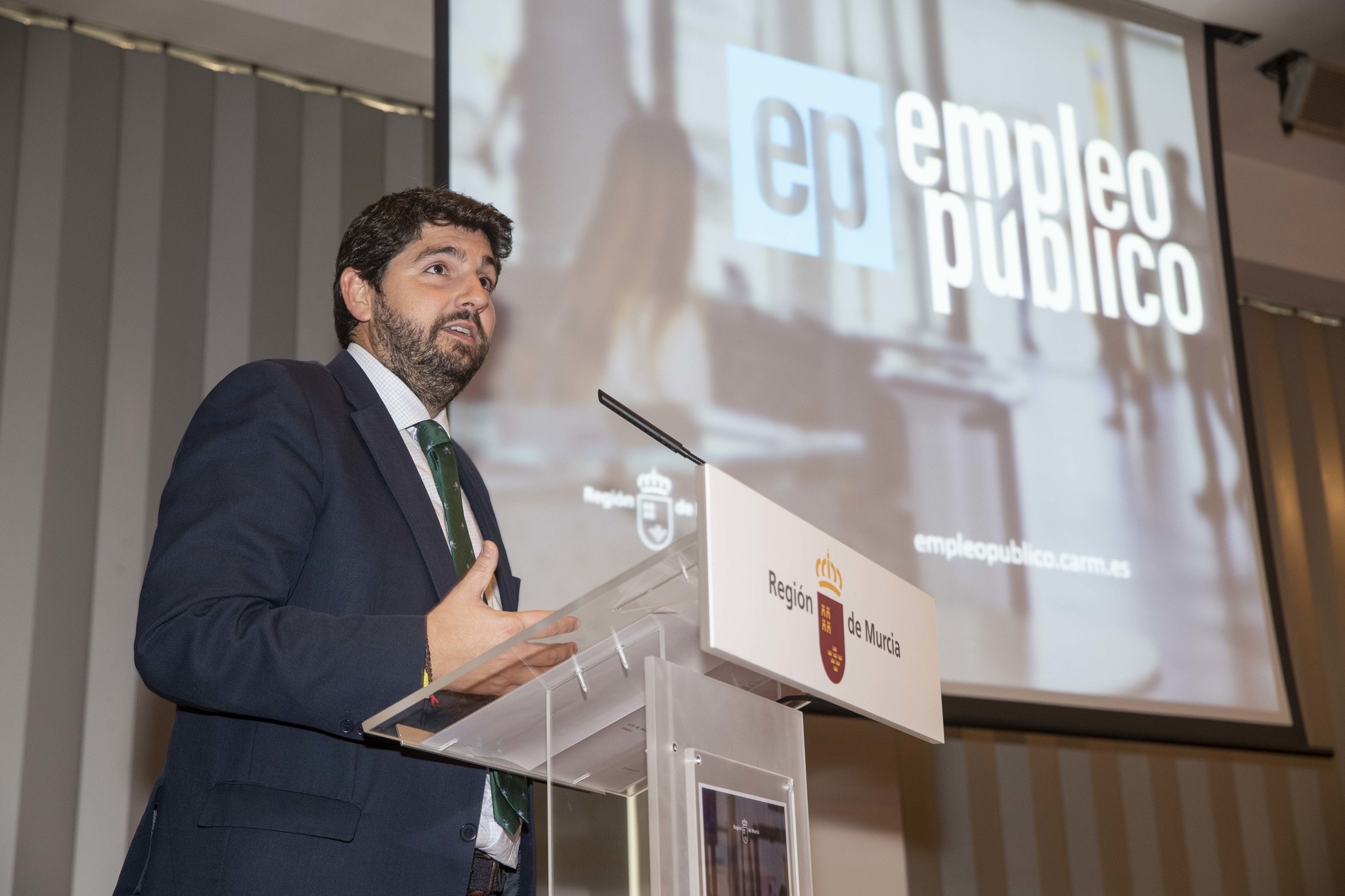 El jefe del Ejecutivo regional, Fernando López Miras, durante el acto de presentación del nuevo portal de empleo público de la Administración regional