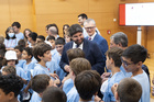 López Miras recibe a niños y profesionales que participan en las XXXI Jornadas de Formación en Hemofilia (3)