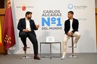 López Miras recibe en San Esteban al tenista murciano Carlos Alcaraz, reciente campeón del US Open y número uno más joven de la historia de la ATP...