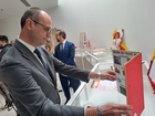 El consejero de Educación, Formación Profesional y Empleo, Víctor Marín, visita la exposición de los trabajos seleccionados en la Región de Murcia...