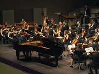 Éxito en Torrevieja de la Orquesta de Jóvenes, que hoy actúa en el Auditorio regional (1)