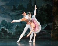 Ballet Clásico de San Petersburgo interpretando 'La bella durmiente'