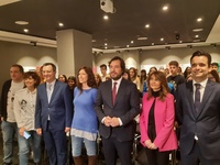 Miguel Motas visitó hoy la exposición 'Entre Científicas' de la Fundación Séneca (II)