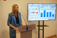 La directora general del Servicio Regional de Empleo y Formación, Marisa López Aragón, presentó los datos del paro del mes de agosto 2