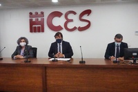 El consejero de Empleo, Investigación y Universidades, Miguel Motas, durante la rueda de prensa del Consejo Interuniversitario