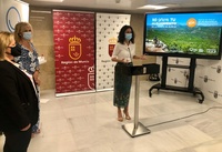 La consejera de Turismo, Juventud y Deportes, Cristina Sánchez, en la presentación de la campaña de turismo otoño-invierno.