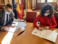 La Comunidad y la Universidad de Murcia firman un convenio para impulsar diversas actividades destinadas a jóvenes de la Región