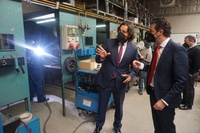 Imagen de archivo del consejero Miguel Motas durante una visita a la Federación Regional de Empresarios del Metal de Murcia (Fremm)