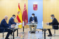 López Miras recibe la Memoria Anual del Tribunal Superior de Justicia de Murcia (2)