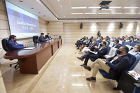Fernando López Miras clausura la reunión conjunta de la Comisión Ejecutiva y Junta Directiva de Confederación Regional de Organizaciones Empresariales...