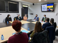 El consejero de Fomento e Infraestructuras, José Ramón Díez de Revenga, durante la reunión mantenida con las organizaciones no gubernamentales que...