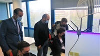 El director del Instituto de Fomento, Joaquín Gómez, ha visitado Cibinar, una de las empresas líderes a nivel regional en el ámbito de la ciberse...