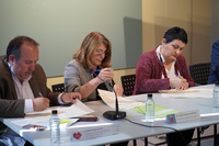 Momento de la firma del convenio entre la Asociación de Ucranianos de la Región de Murcia, Direcmur y la Consejería de Educación