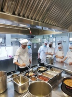 El programa cubrirá los gastos de matrícula de actividades formativas de Cocina o Sala