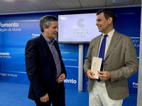 El consejero de Fomento valora el recurso del Gobierno central contra la denominación del Aeropuerto Internacional de la Región de Murcia - Juan ...