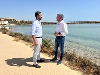 El consejero Antonio Luengo junto al consejero de Sostenibilidad, Medio Ambiente y Economía Azul, Ramón Fernández-Pacheco.