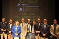 El consejero de Presidencia, Turismo, Cultura y Deportes, Marcos Ortuño, junto a organizadores y patrocinadores del concierto