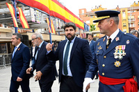 López Miras pone en valor el "compromiso de los ciudadanos con España y su bandera" (2)