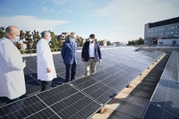 López Miras visita instalaciones de eficiencia energética del Hospital Reina Sofía