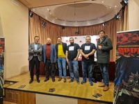 El director general del ICA, Manuel Cebrián, con los organizadores y patrocinadores del festival, tras su presentación en la SGAE.