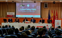 Un momento de la intervención del consejero de Economía, Hacienda, Fondos Europeos y Administración Digital, Luis Alberto Marín, durante la presentación del proyecto de ciberseguridad CyberCamp UMU