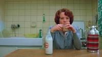 Fotograma de la película 'Jeanne Dielman, 23, quai du Commerce, 1080' de Chantal Akerman, aclamada como la mejor película de la historia del cine...