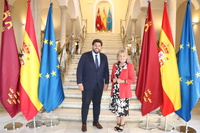El presidente de la Región de Murcia, Fernando López Miras, recibe a la comisaria europea de Cohesión y Reformas, Elisa Ferreira/1