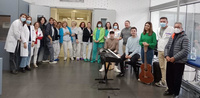El hospital Virgen del Castillo y la Asociación de Amigos de la Música de Yecla han organizado diferentes actividades con motivo de las fechas navideñas...