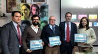 El director del Instituto de Fomento, Javier Celdrán, junto a representantes de Ceeic y los ganadores del premio 'Emprendedor del Mes' correspondiente...