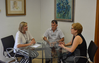La secretaria autonómica de Presidencia, Isabel Bueso recibió a la presidenta de la Casa Cultural de Murcia en Villeurbanne (Francia), María Marco.