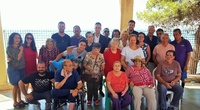 Visita a las personas con enfermedad mental de la fundación Diagrama, que pasan estancias vacacionales en el centro del Instituto Murciano de Acción Social de Isla Plana