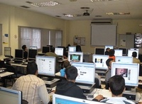 Imagen de un aula de libre acceso a Internet