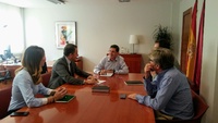 El consejero de Salud, Manuel Villegas, recibió hoy al alcalde de Lorca, Fulgencio Gil.
