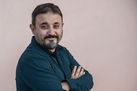 El periodista y divulgador científico Antonio Martínez Ron participa este viernes en el ciclo 'CIeNZA. Diálogos con la ciencia'