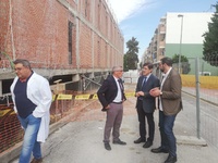 El consejero de Salud visitó las obras de la segunda fase del nuevo centro de salud de San Antón