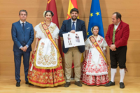 El presidente Fernando López Miras recibe a la Reina de la Huerta 2019 y a la Reina de la Huerta Infantil, así como a sus damas de honor (1)