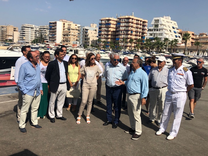 Visita del consejero Patricio Valverde al Puerto Náutico de Águilas (2)