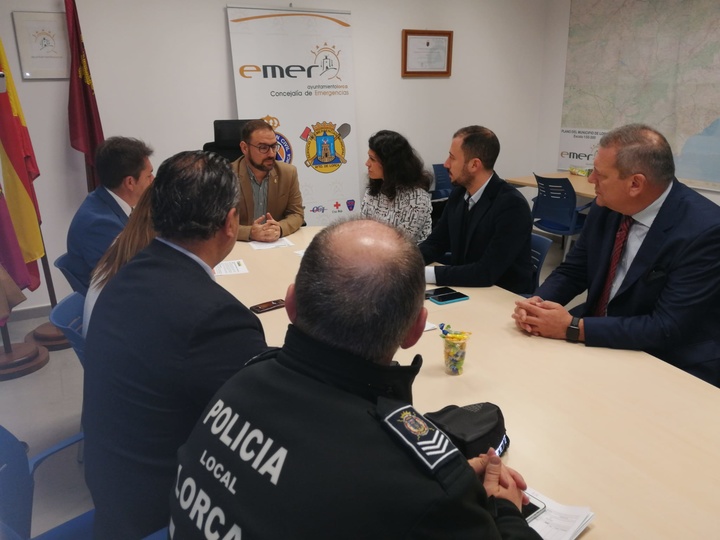 Ballesteros se reúne con el alcalde de Lorca, Diego José Mateos