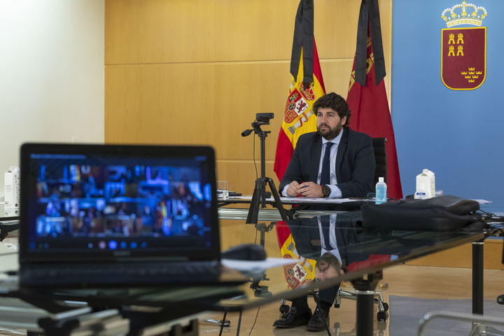 López Miras participa en la reunión por vía telemática de presidentes autonómicos con Pedro Sánchez