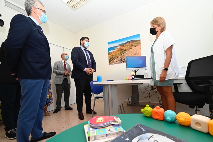 López Miras inaugura el nuevo Centro de Salud Mental La Seda (2)